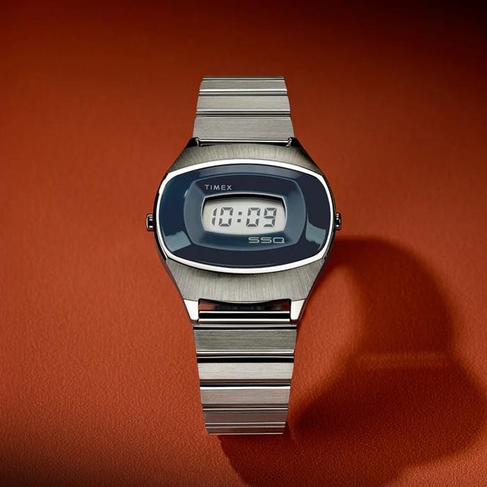 Q Timex 1975 SSQ вид спереди