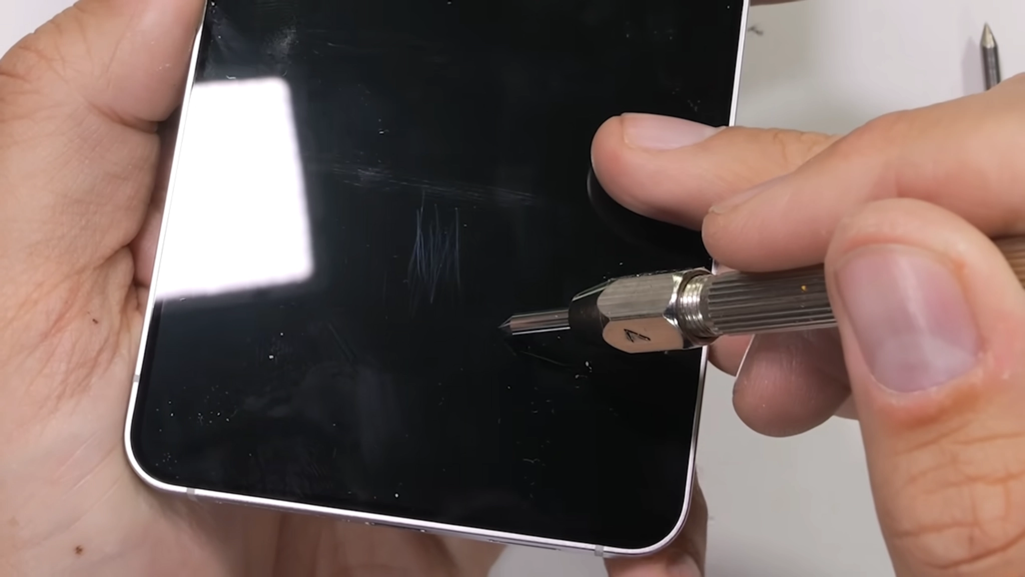 Testing the Samsung Galaxy S25 Edge