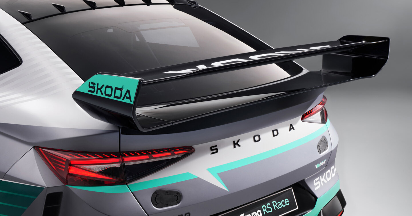 Картинка об итоговых характеристиках Skoda Enyaq RS Race