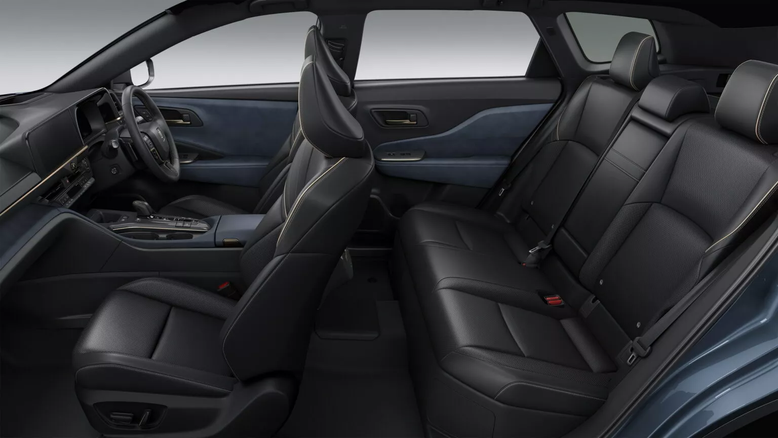 Интерьер Toyota Crown Estate