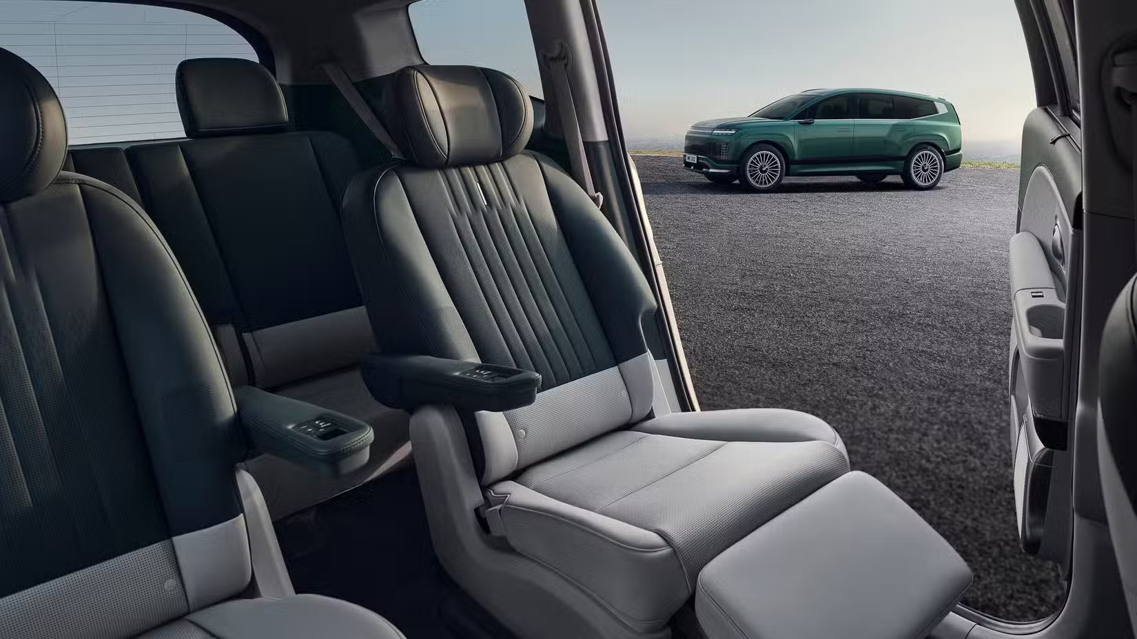 Interior of the Hyundai Ioniq 9