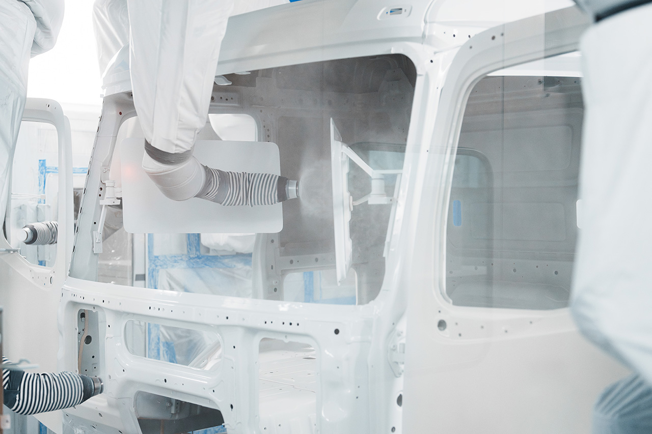 Mercedes-Benz truck cab painting