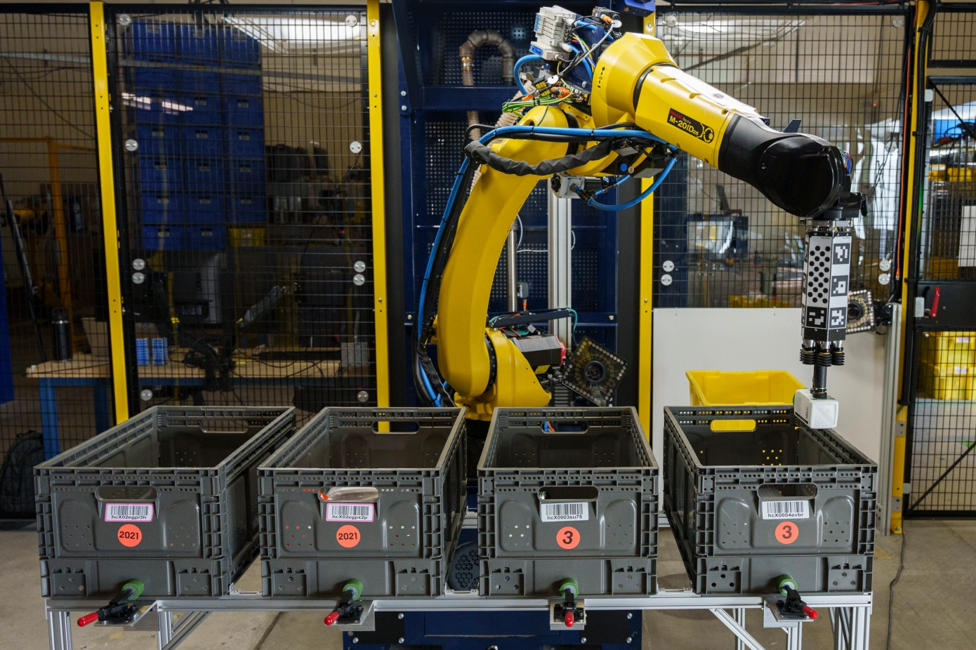 Amazon unveils Sparrow robot to do routine work in warehouses