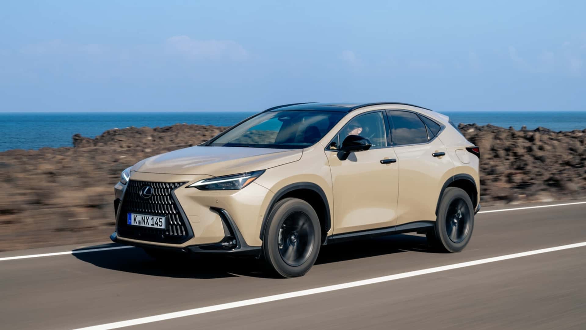 Lexus NX Overtrail front end