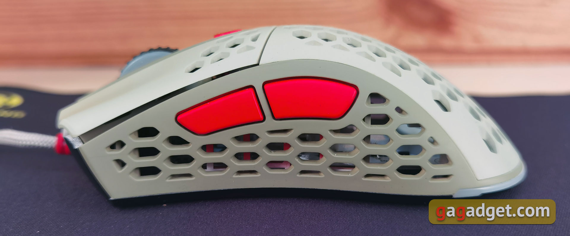 2E Gaming HyperSpeed Pro Overview: Lightweight Gaming Mouse with Excellent Sensor-9