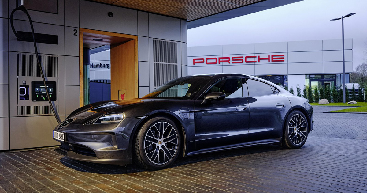 Зарядні станції в Porsche Charging Lounge