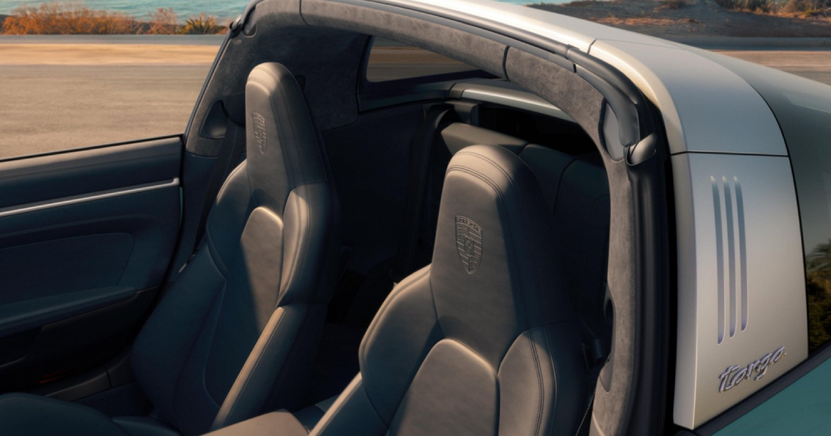 Porsche 911 Carrera 4S на трассе