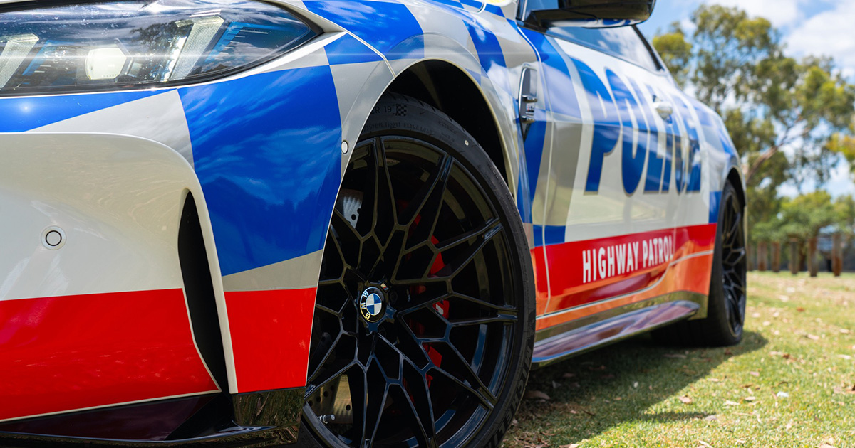 Автомобіль BMW M4 Competition на вулицях Західної Австралії