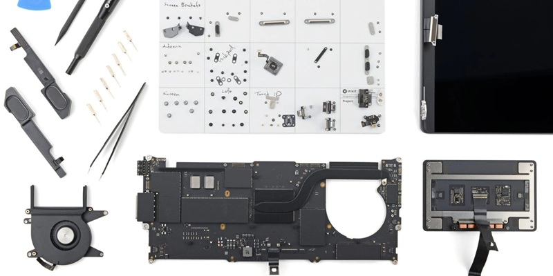 Розбір MacBook Pro M5