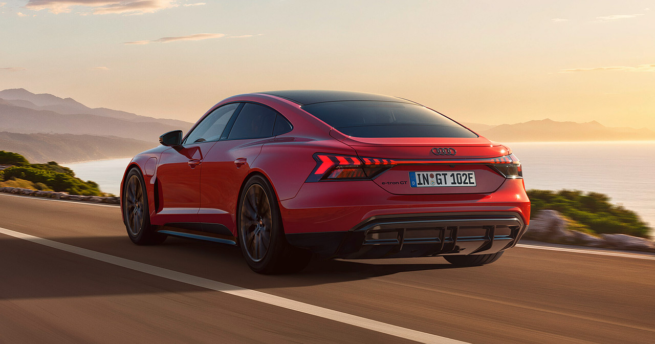 Дисплей Audi e-tron GT quattro