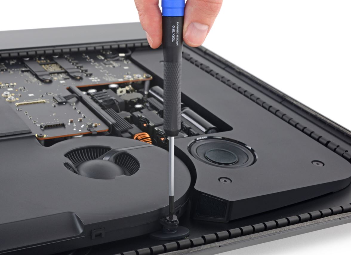 Apple iMac Pro 3.jpg
