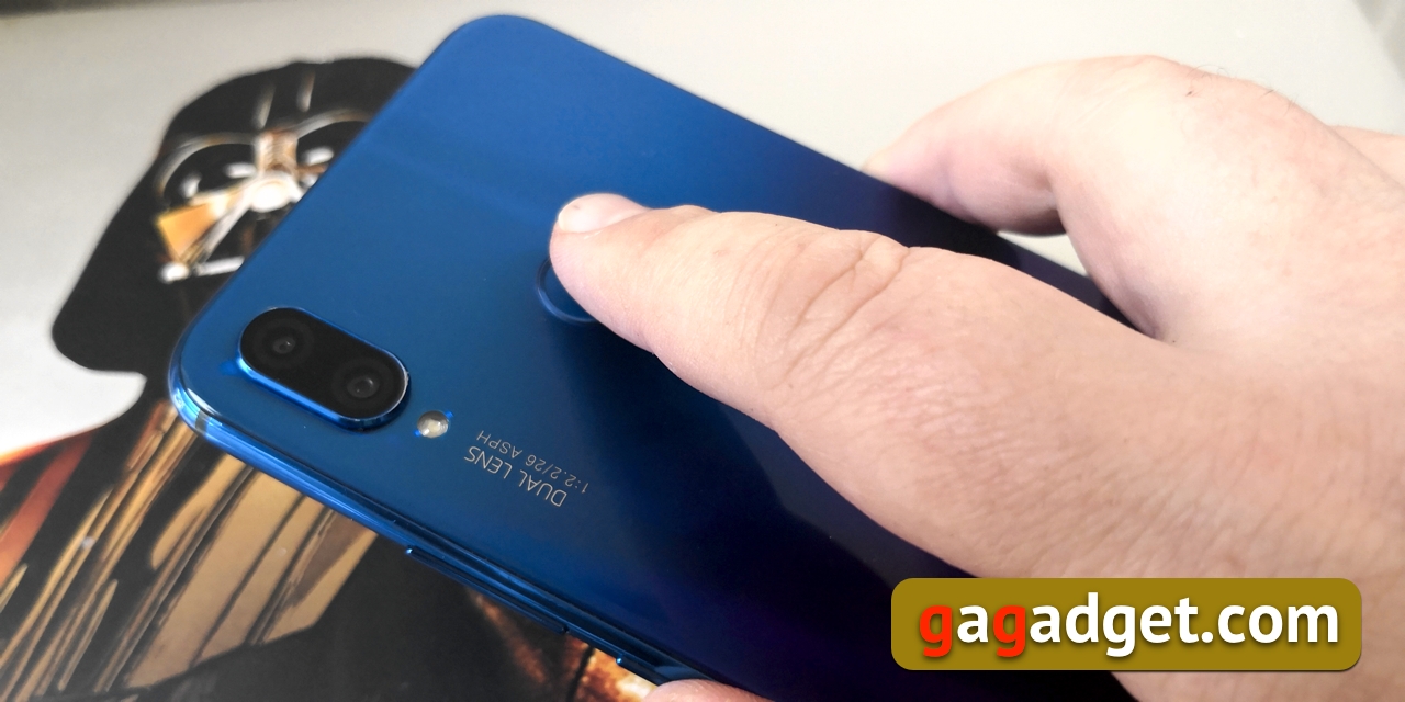 Huawei P Smart+ 04.jpg