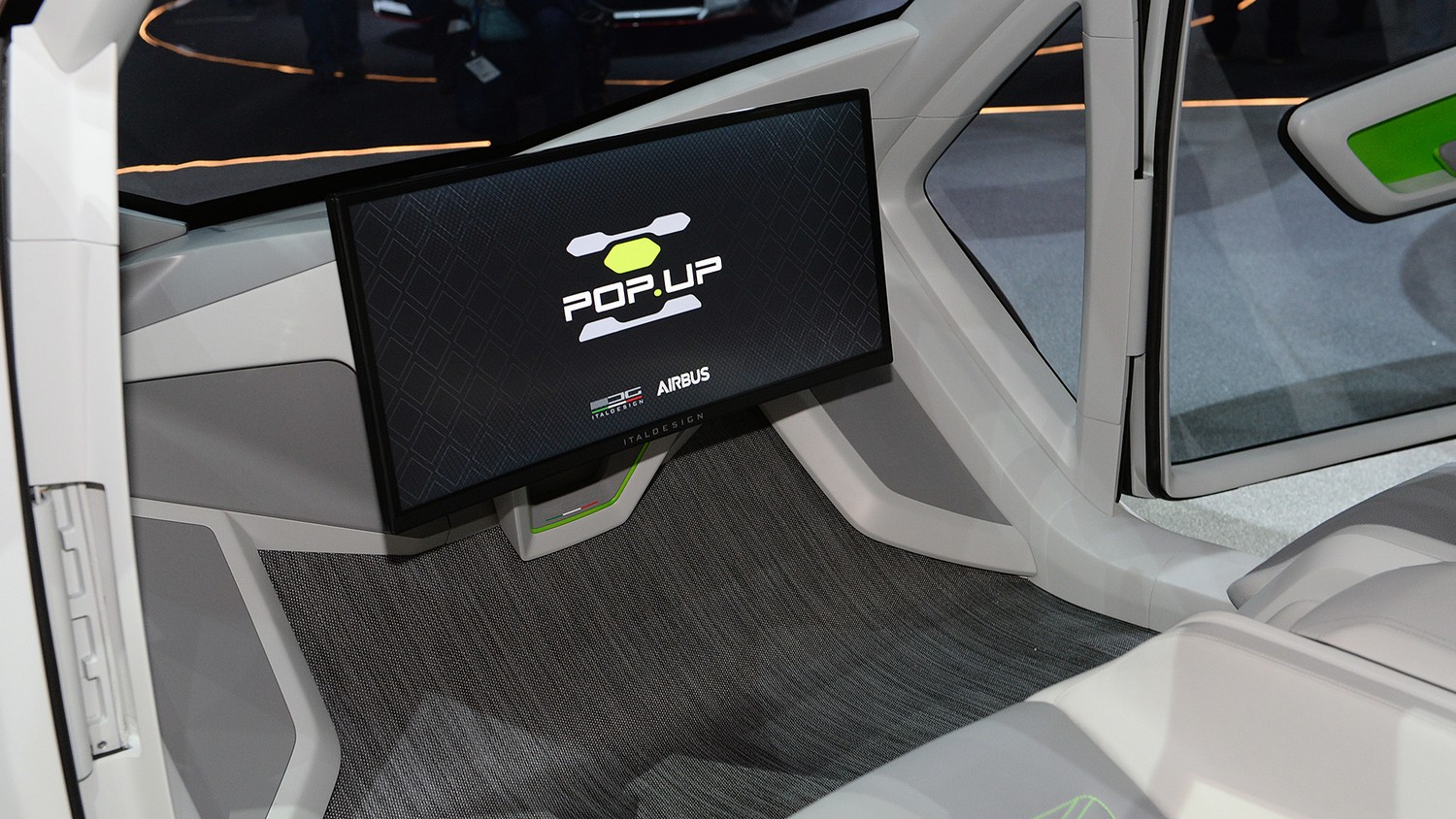 PopUp-airbus-Italdesign-4.jpg