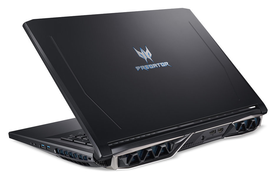 Predator Helios 500 2.jpg
