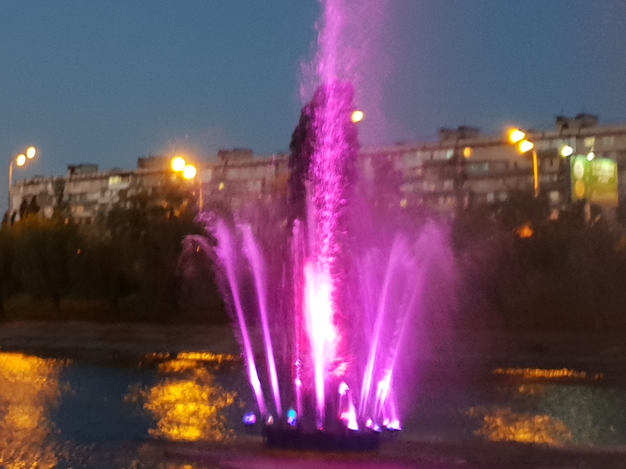 Samsung_Galaxy_S9_02.jpg