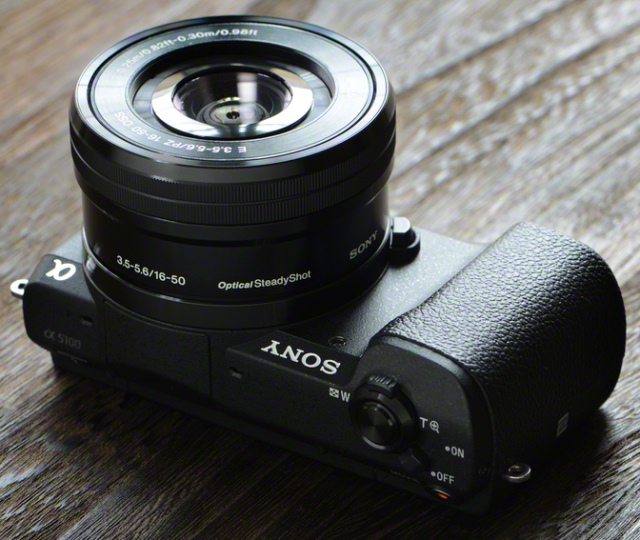 Компактная беззеркалка Sony Alpha A5100 c APS-C матрицей в Украине