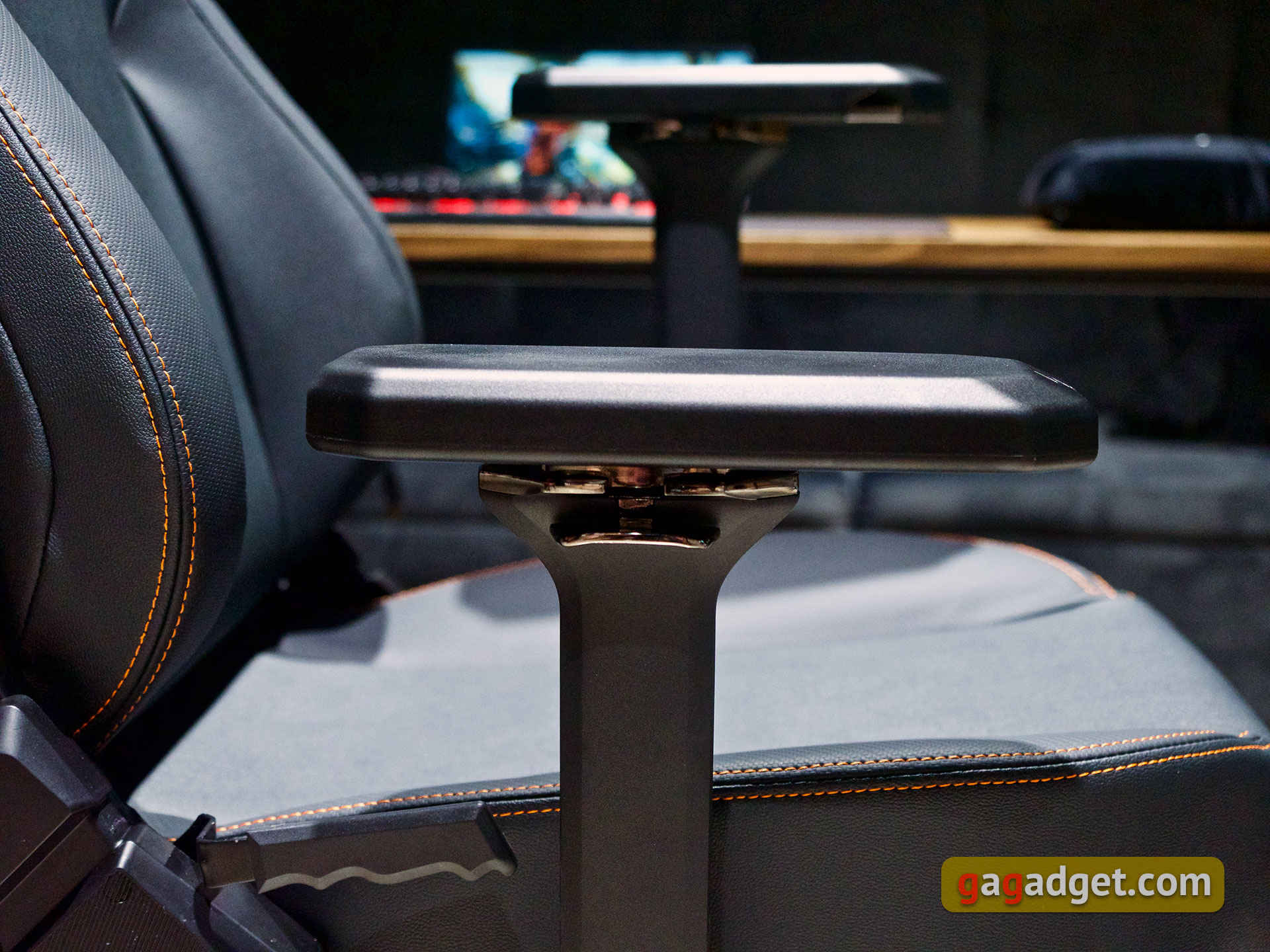 Престол для ігор: огляд геймерського крісла Anda Seat Kaiser 3 XL-35
