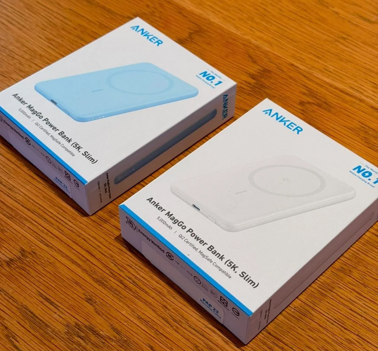 Anker MagGo Qi2 Slim 5K power bank colors