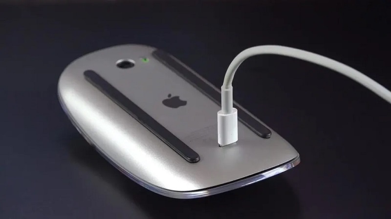Charging process for the current Magic Mouse model