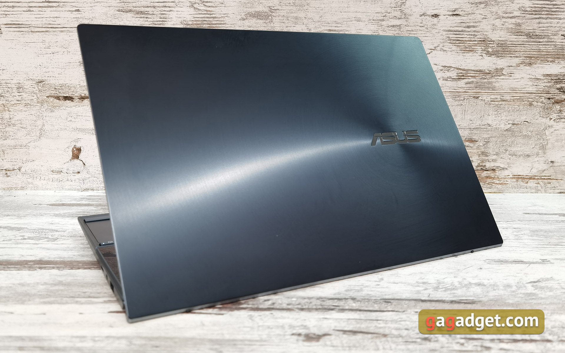 CES 2021: ASUS TUF Gaming Dash F15 и ASUS ZenBook Duo своими глазами-10