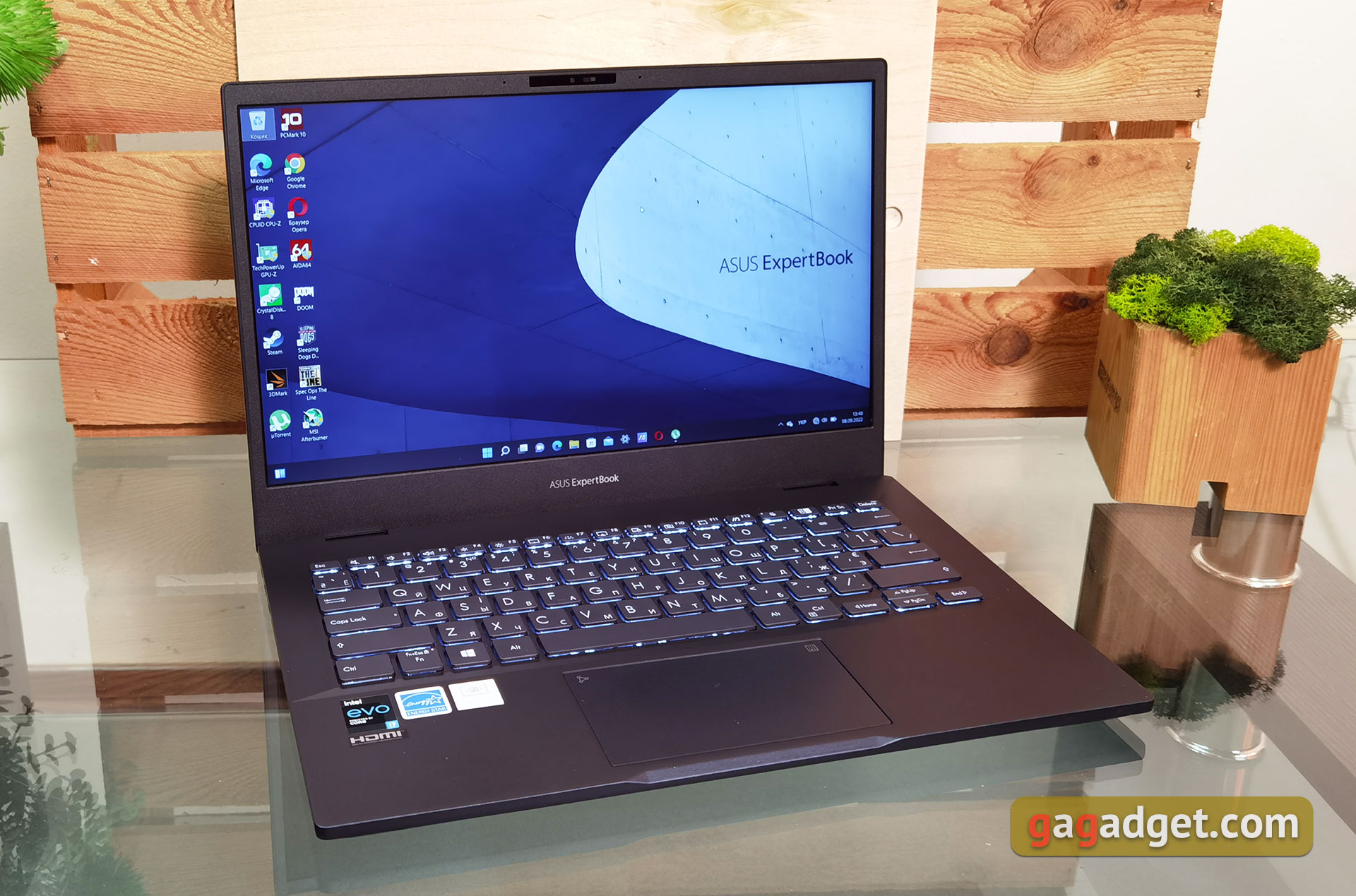 Обзор ASUS ExpertBook B5: надежный бизнес-ноутбук со впечатляющей автономностью-6