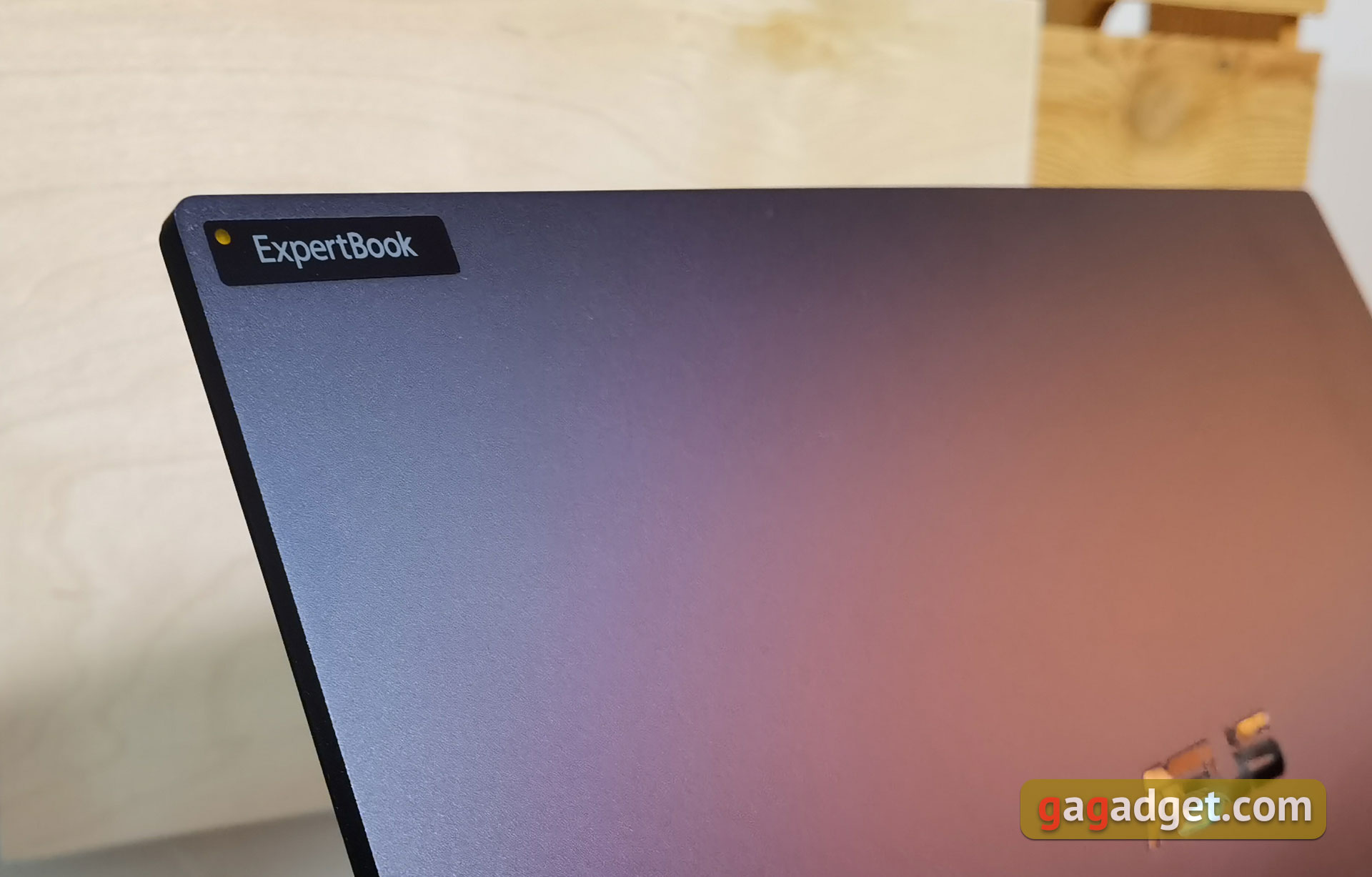 Обзор ASUS ExpertBook B5: надежный бизнес-ноутбук со впечатляющей автономностью-8