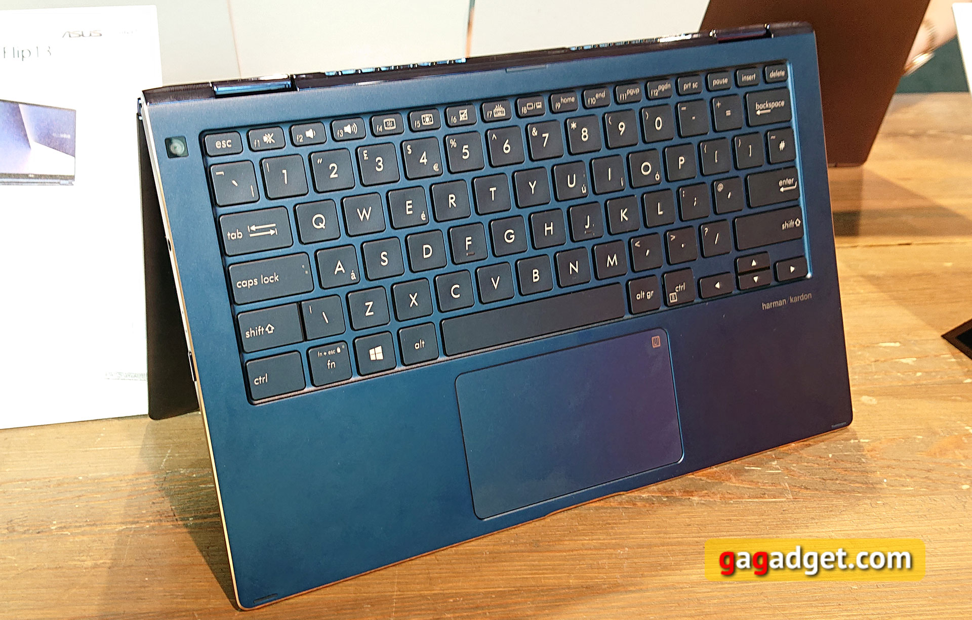 asus-ifa-2018-09.jpg