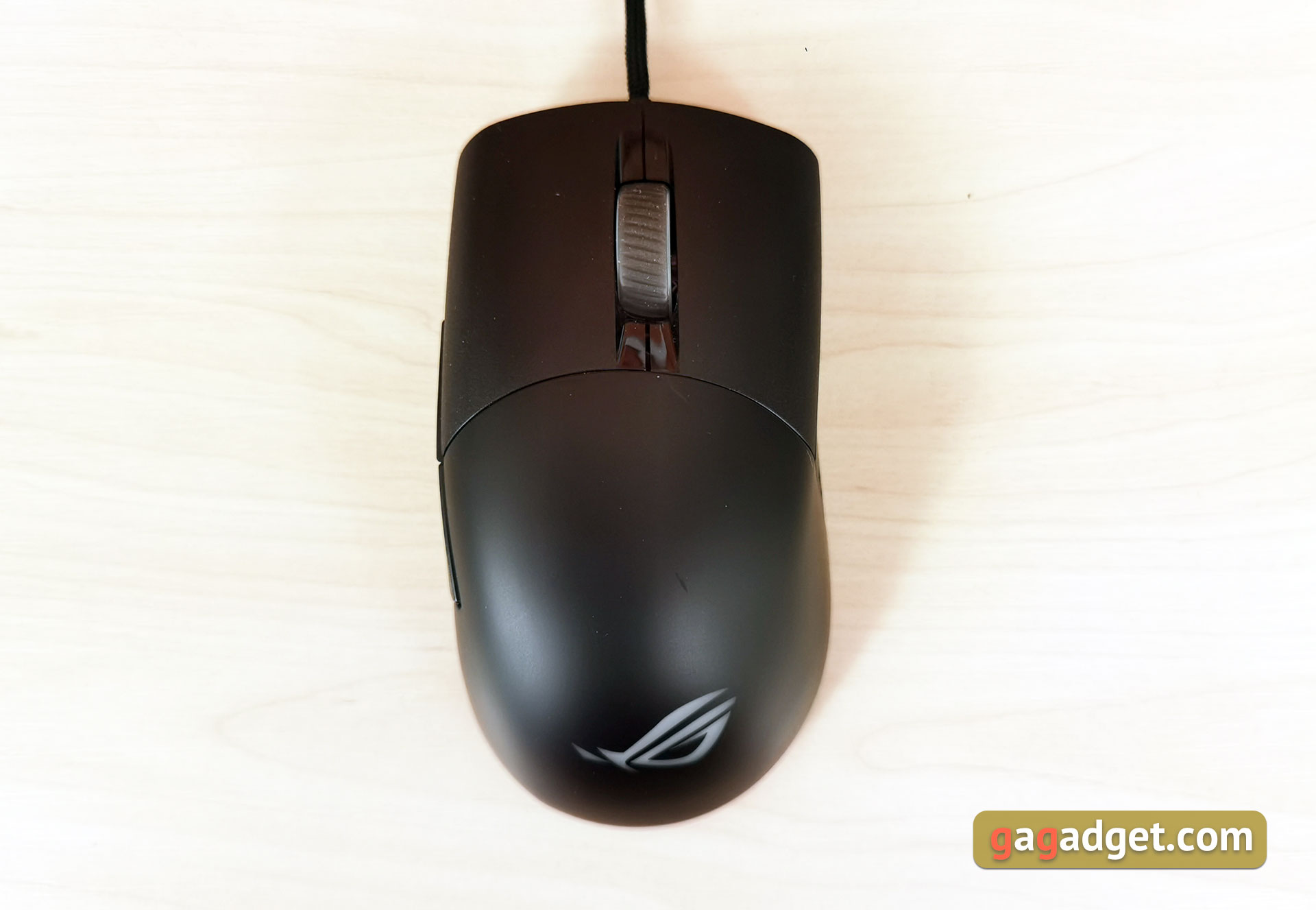 Огляд ASUS ROG Keris: надлегких ігрова миша з швидким сенсором-7