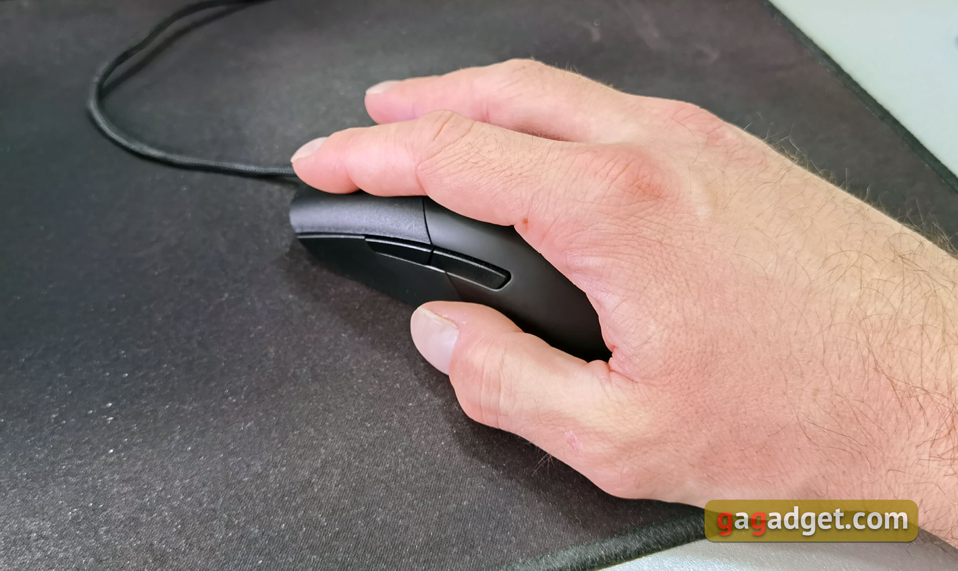 Огляд ASUS ROG Keris: надлегких ігрова миша з швидким сенсором-16