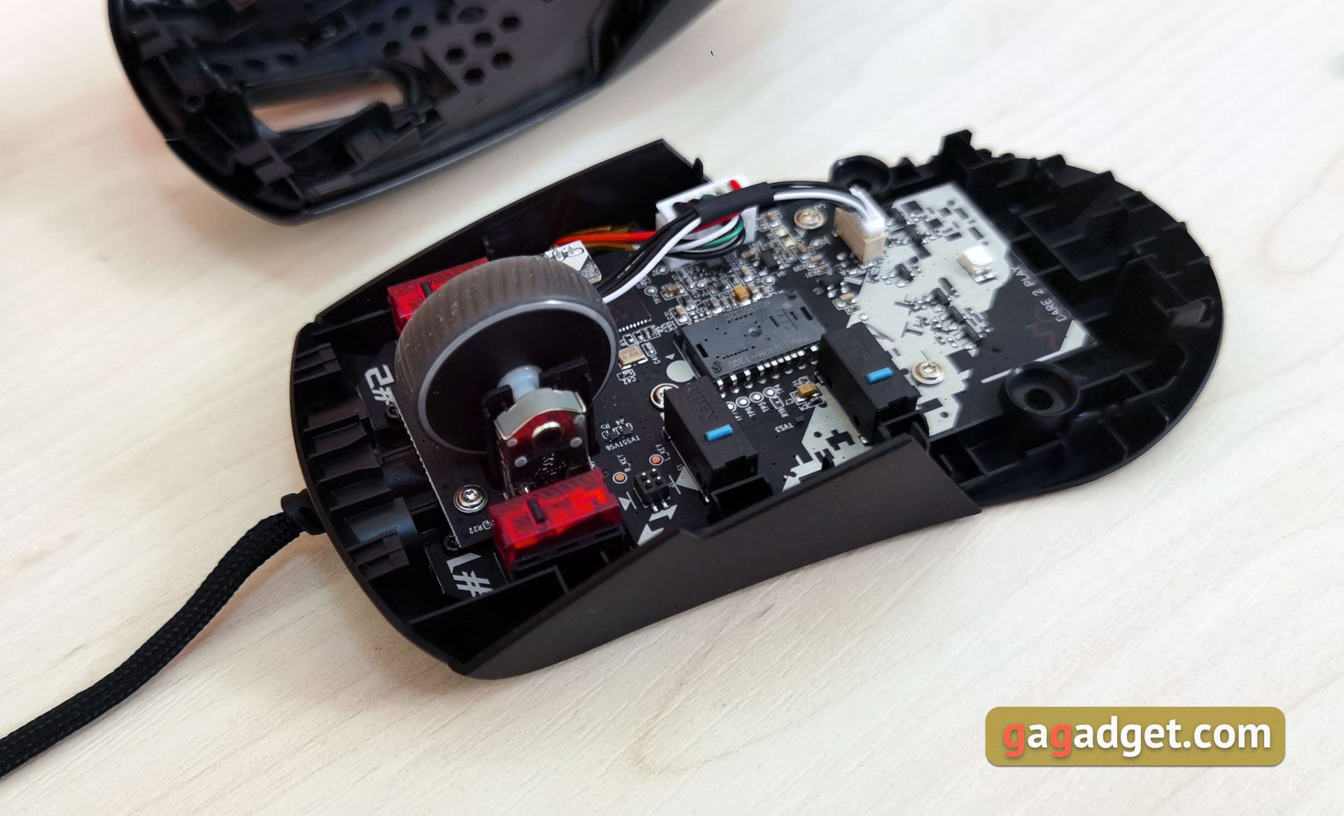 Огляд ASUS ROG Keris: надлегких ігрова миша з швидким сенсором-19