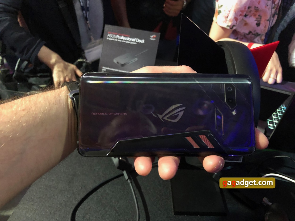 asus-rog-phone-computex-6.JPG