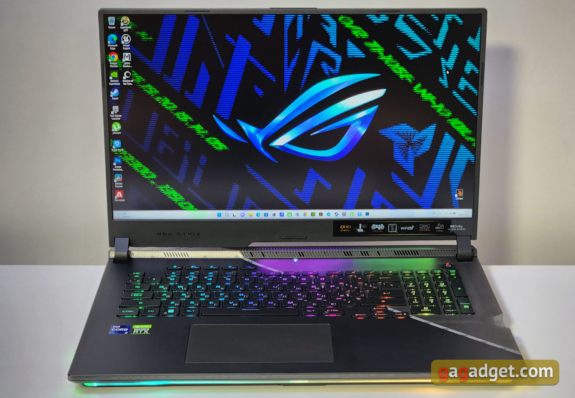 ASUS ROG Strix Scar 17 SE (2022) своїми очима: неоновий смак перемоги-2