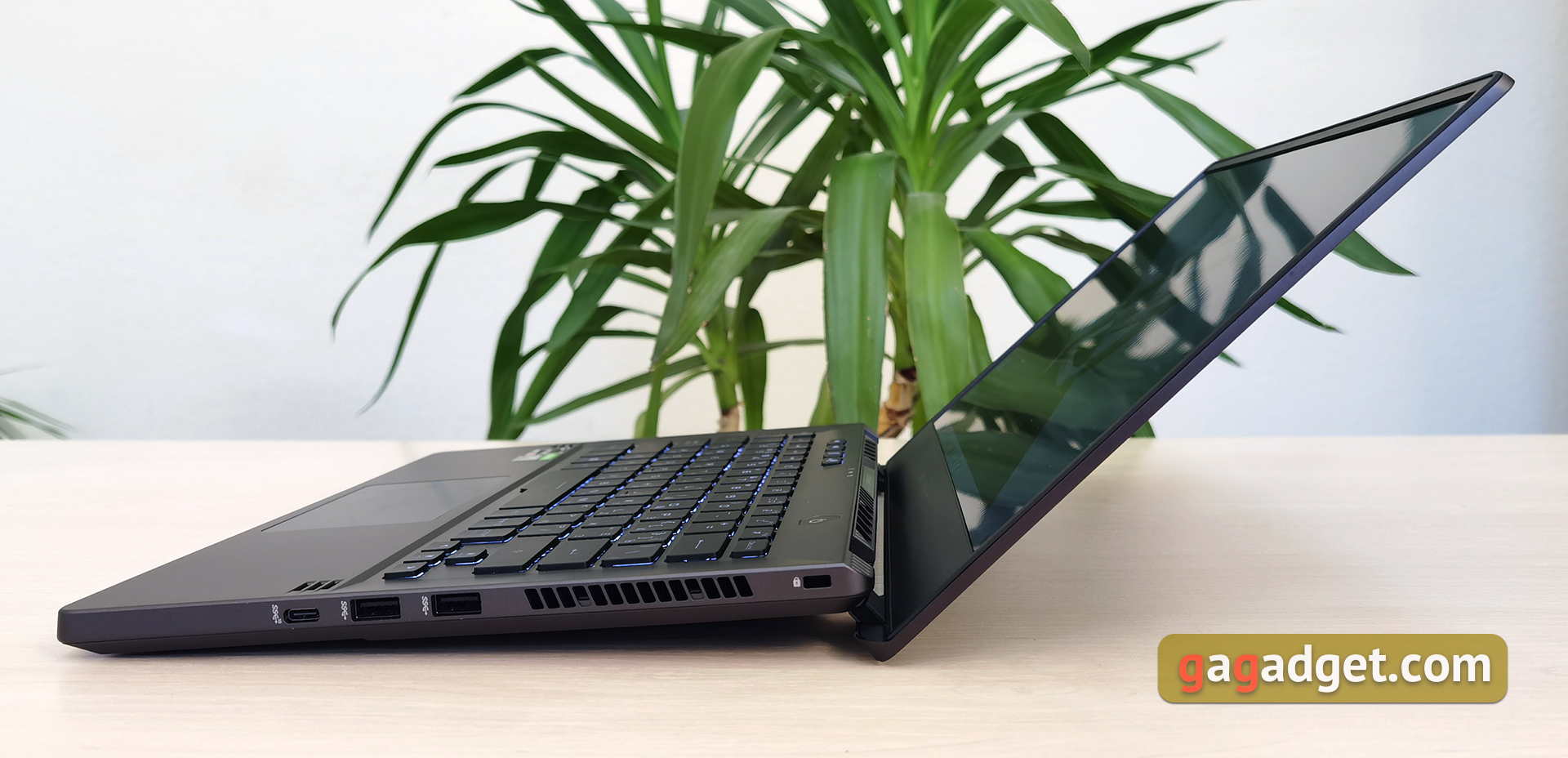Обзор игрового ноутбука ASUS ROG Zephyrus G14: правильный ультрапортативный гейминг-28