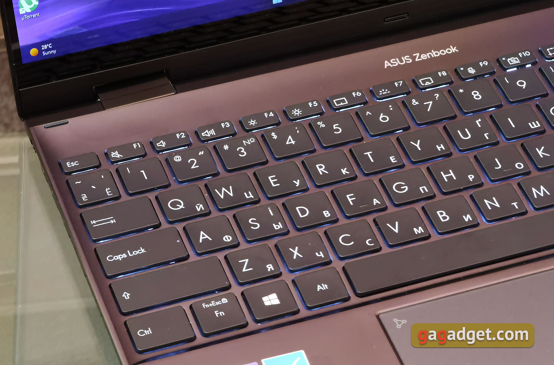 Огляд ASUS Zenbook 14 Flip OLED (UP5401E): потужний ультрабук-трансформер з OLED-екраном-25