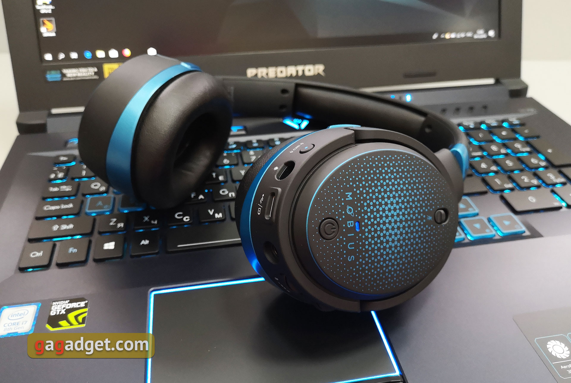 audeze-mobius-01.jpg