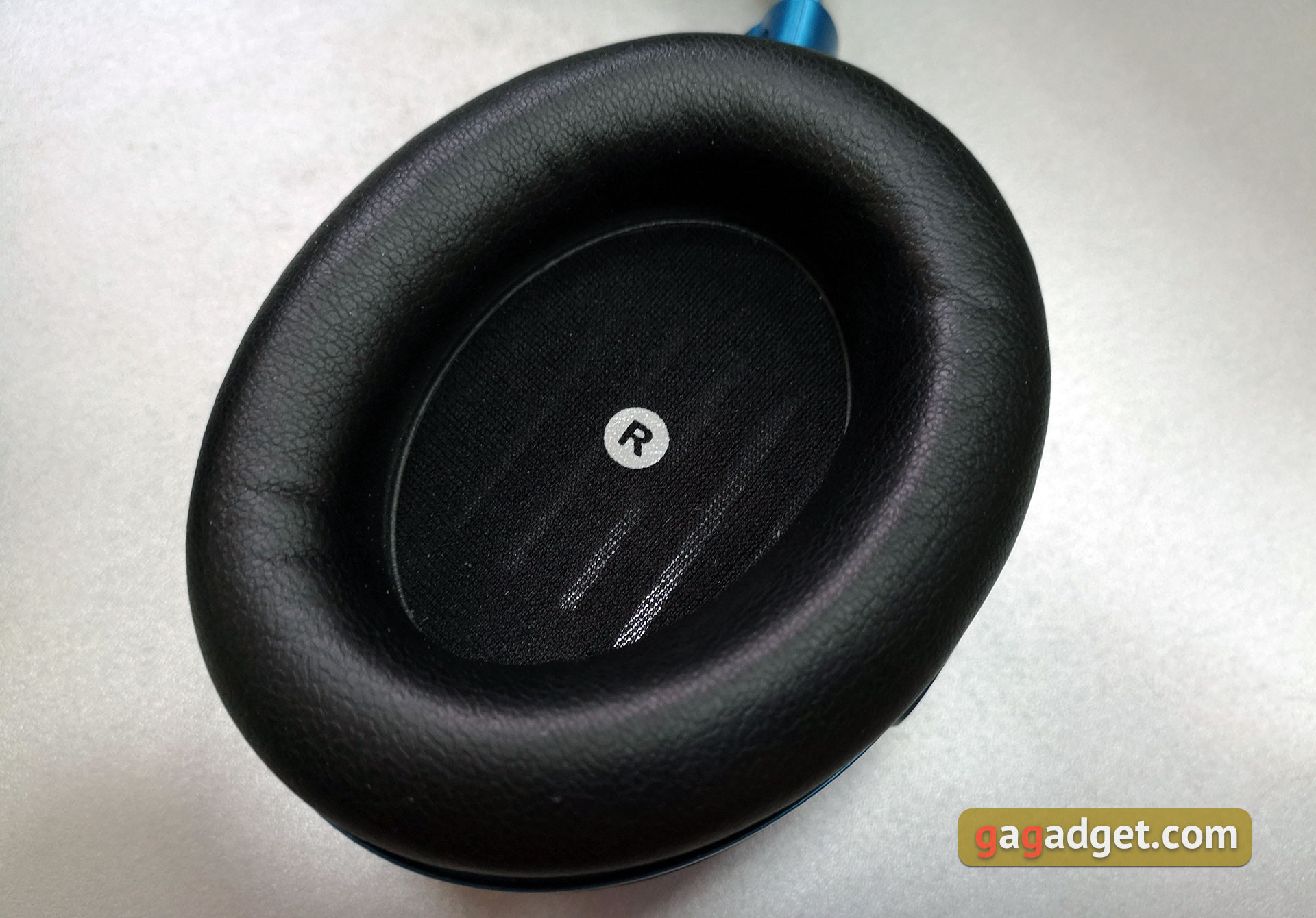 audeze-mobius-10.jpg