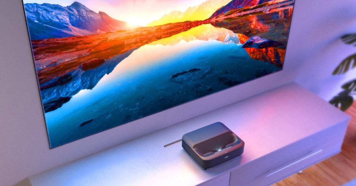 best ultra short throw projector 2026