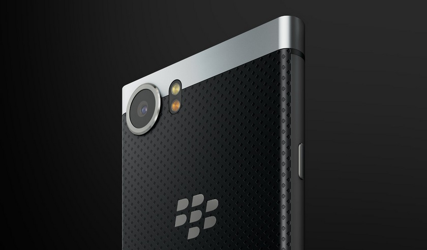 blackberry-keyone-mwc-3.jpg