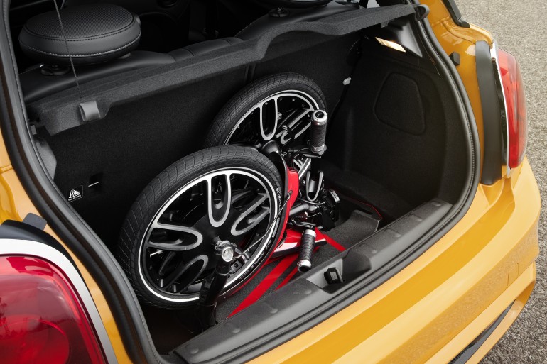 Mini CitySurfer: складной электроскутер по версии BMW-3