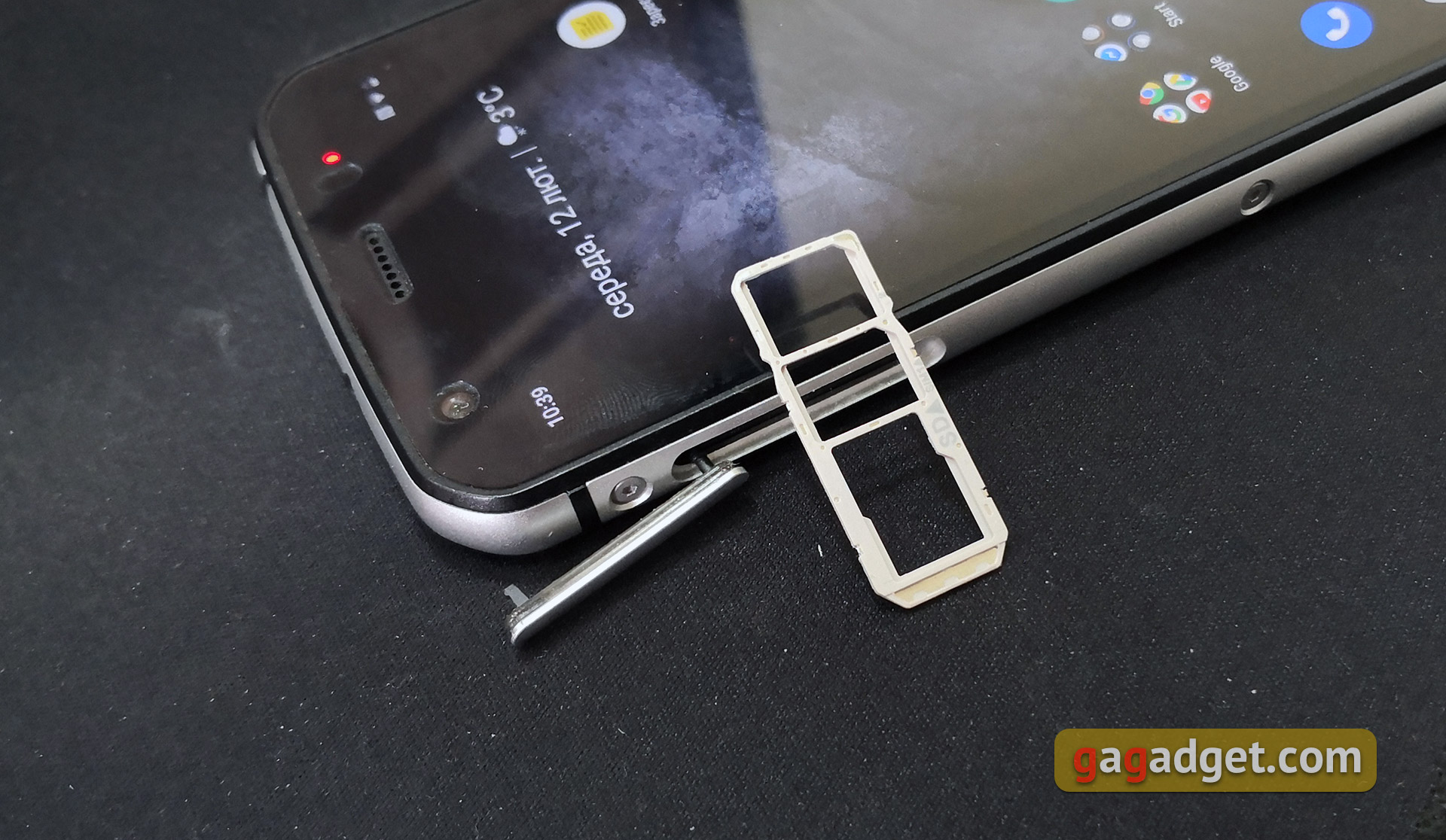 CAT S52 review: the "unbreakable" smartphone with a human face and NFC-10
