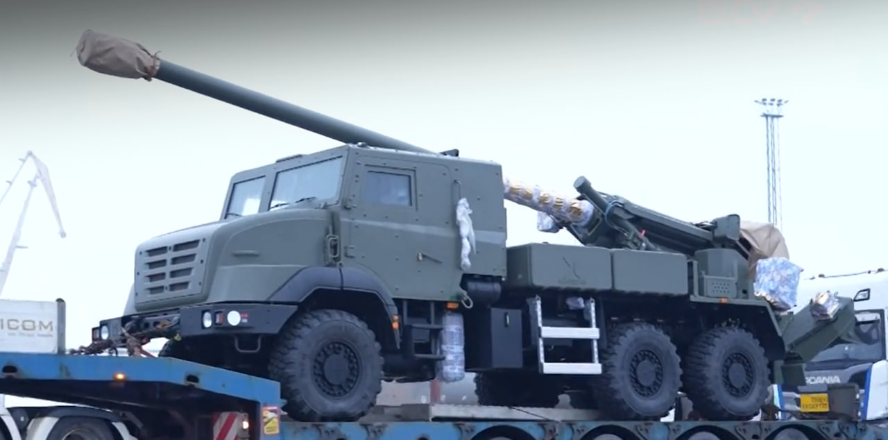French 155-mm self-propelled gun CAESAR