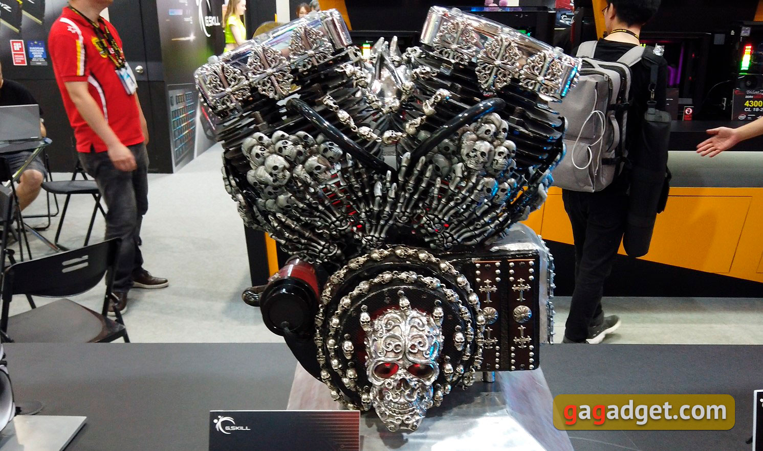 Computex 2019: праздник моддинга, красивых девушек и задротов-13