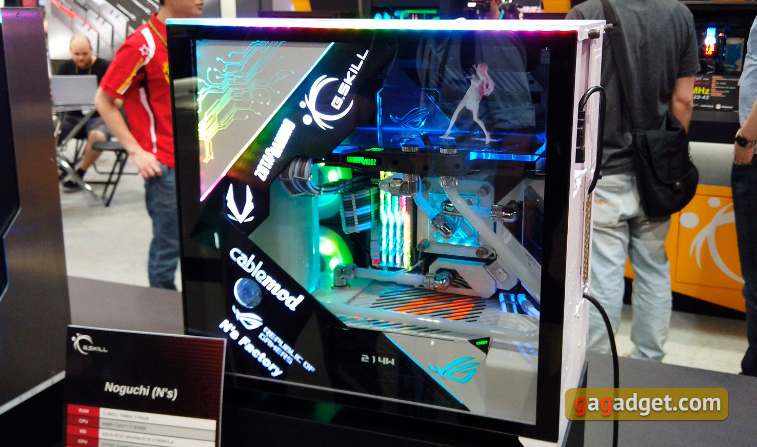 Computex 2019: праздник моддинга, красивых девушек и задротов-15