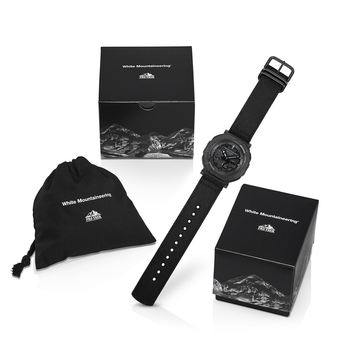 Casio Pro Trek PRJ-B001WM-1 на фоне природного ландшафта