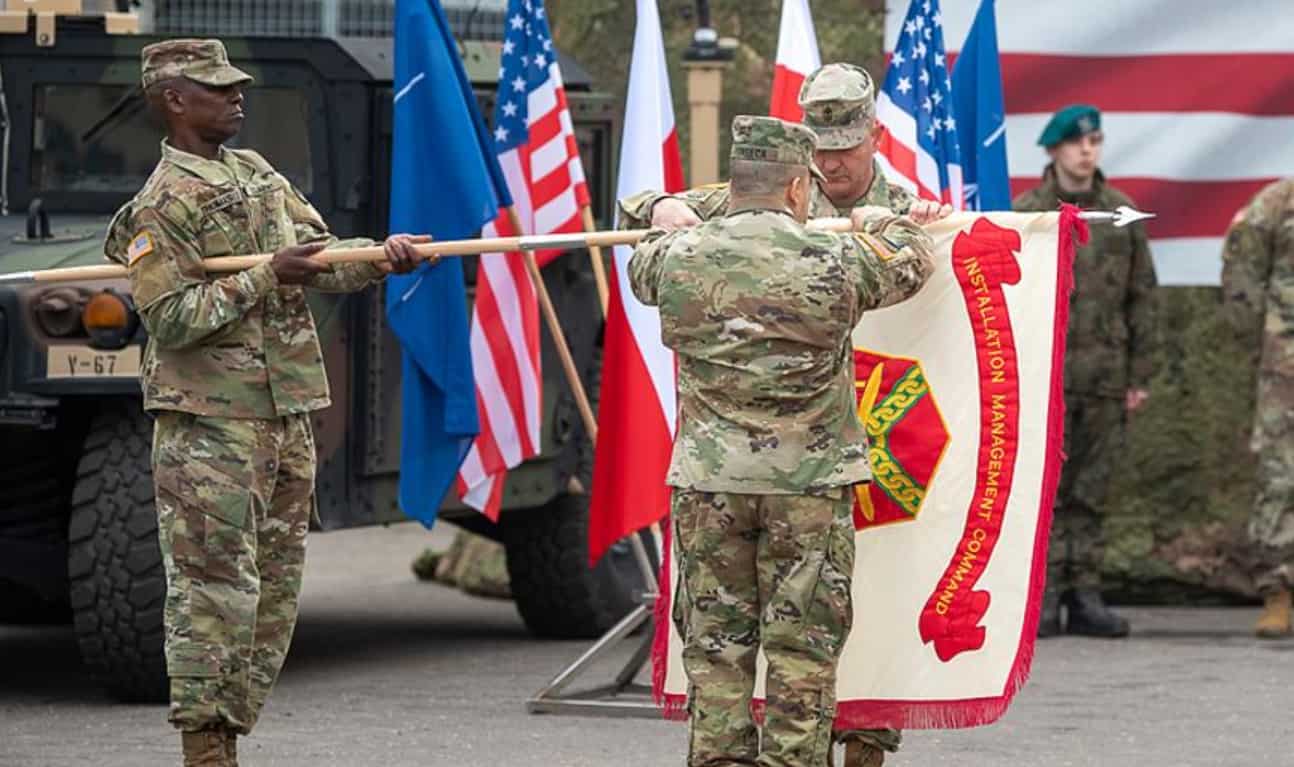Церемонія відкриття першої постійної військової бази США в Польщі