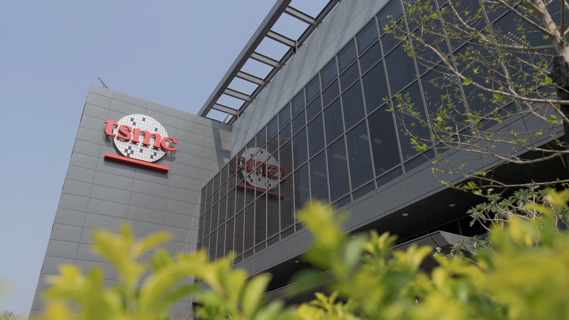 TSMC affiche une croissance mensuelle record de son chiffre d'affaires grâce au boom des puces IA