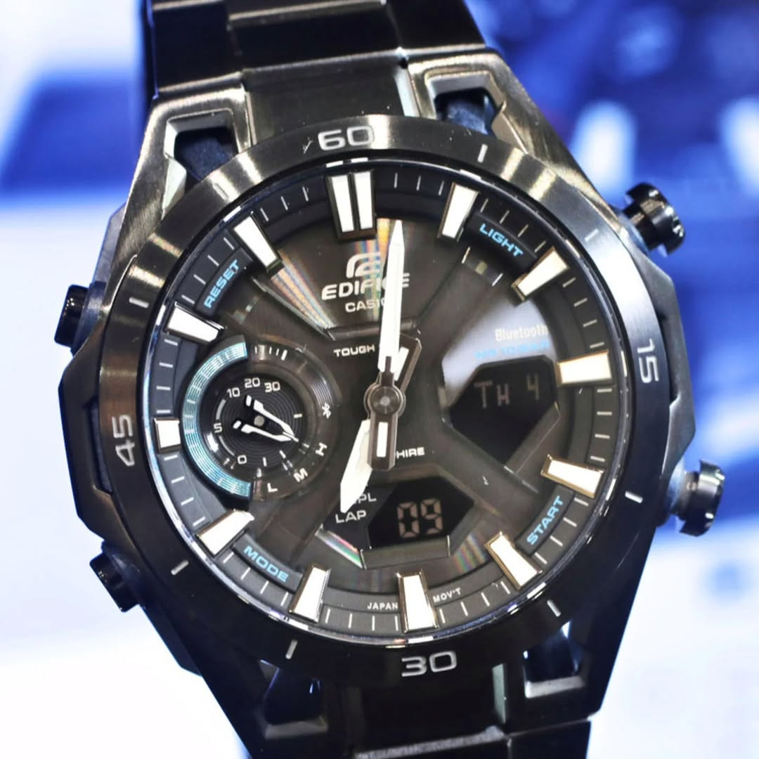 Дизайн годинника Casio натхненний Формулою-1