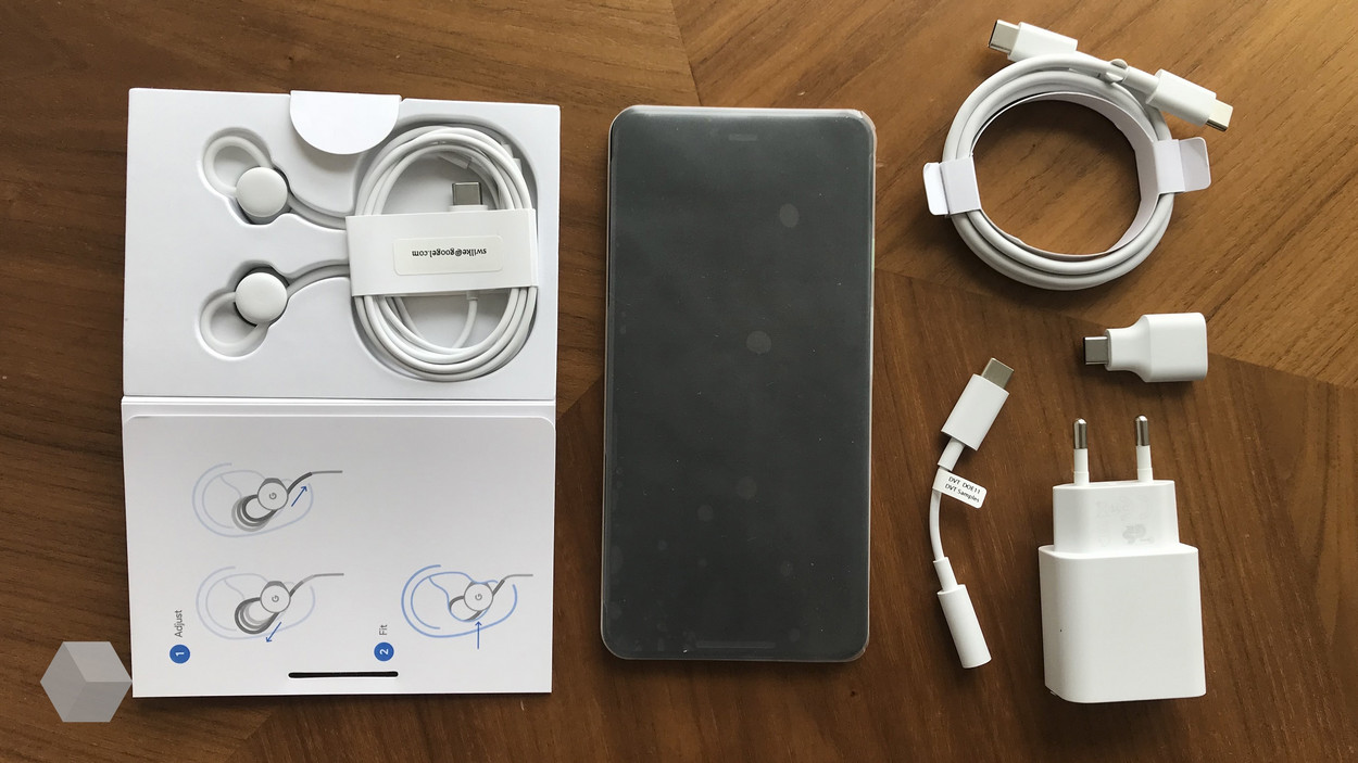 google-pixel-3-xl-huge-leak-photos-camera-samples-box.jpg