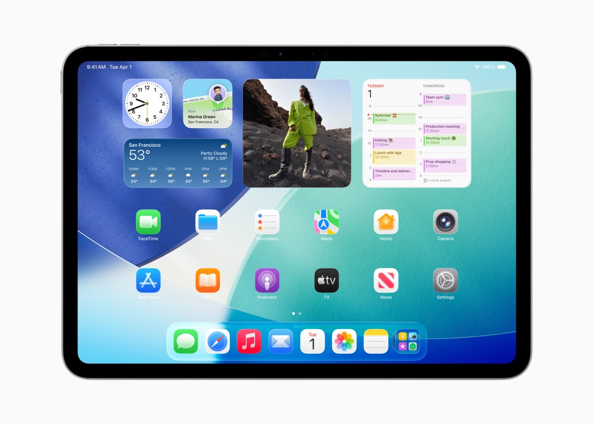 iPadOS 26 multi-window mode