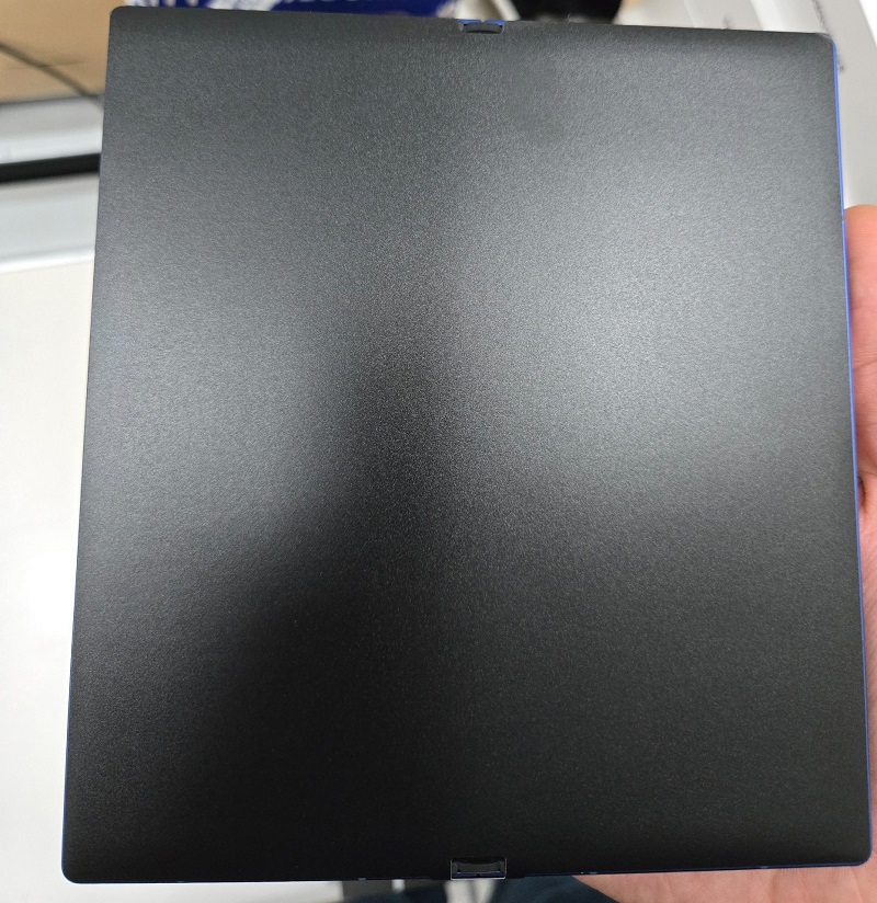 Фотографія нового блоку камер Galaxy Z Fold 7